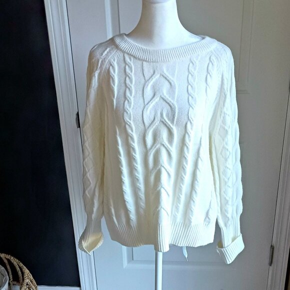 NEW! ULTRA SOFT PULLOVER SWEATER By TAHARI - Picture 1 of 5